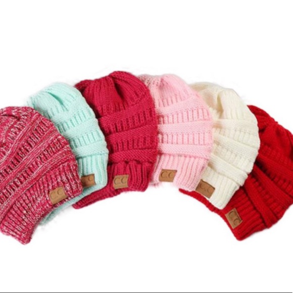 🎉HP🎉5⭐️ Rated CC Messy Bun Beanie - Picture 4 of 7